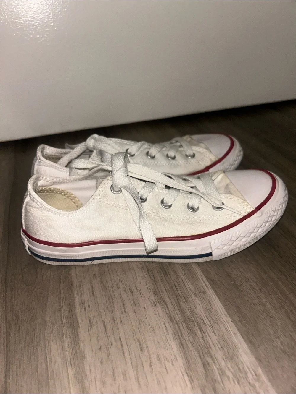 Converse white chuck